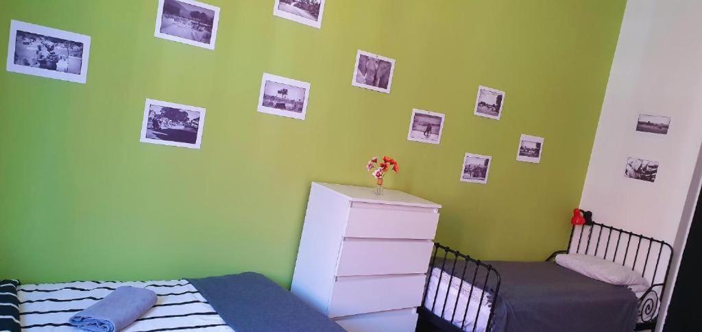 Music & And Apartament *